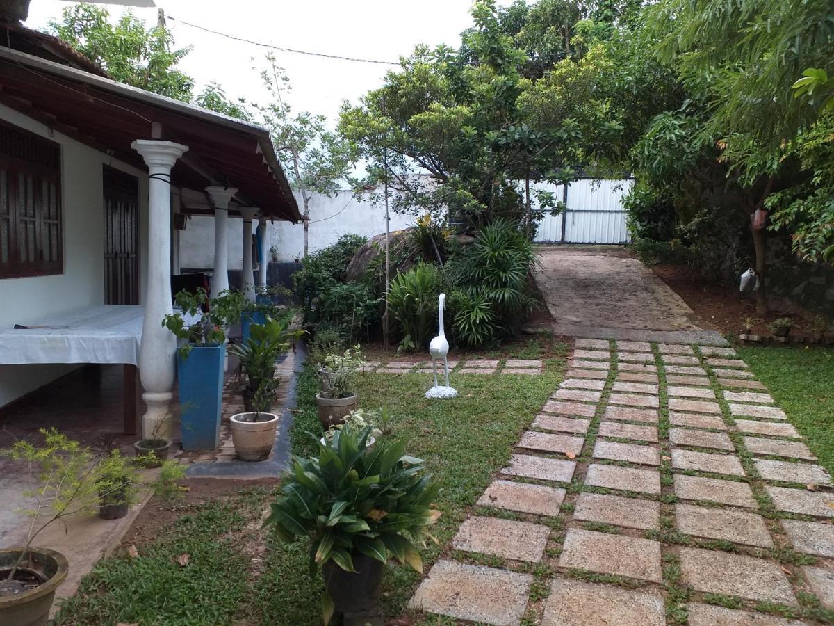 Sethun Villa Hikkaduwa Extérieur photo